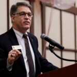 John Tibbetts, the 2018 Georgia teacher of the year, speaks during the Masters of Teaching: Life Changers at Work on Wednesday, March 21, 2018. (AJ Reynolds/Brenau University)