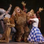 Wizard of Oz cast singing