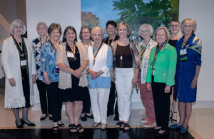 Alumnae pose at 50th Reunion Dinner