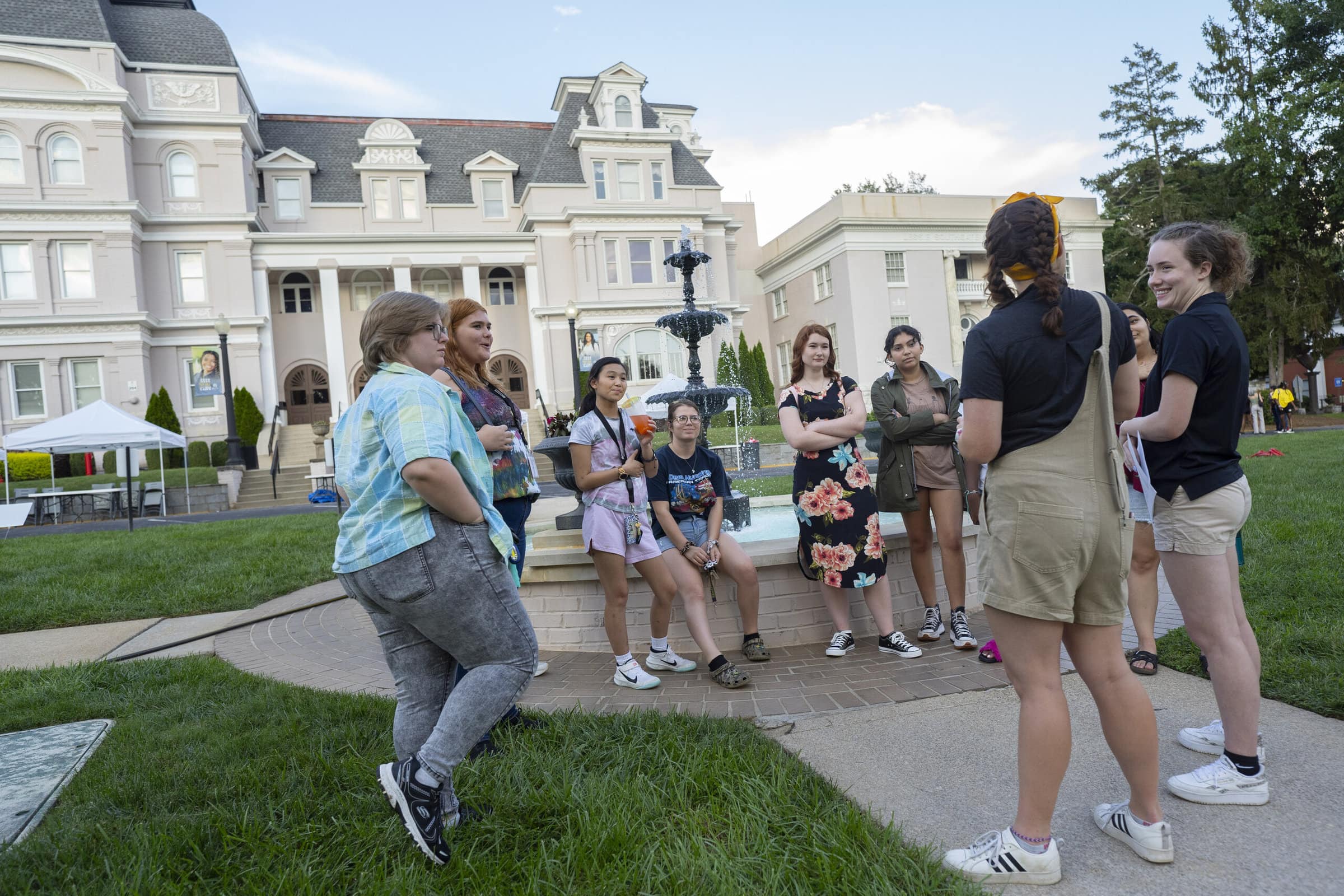 A group of students on a Twilight Tour.
