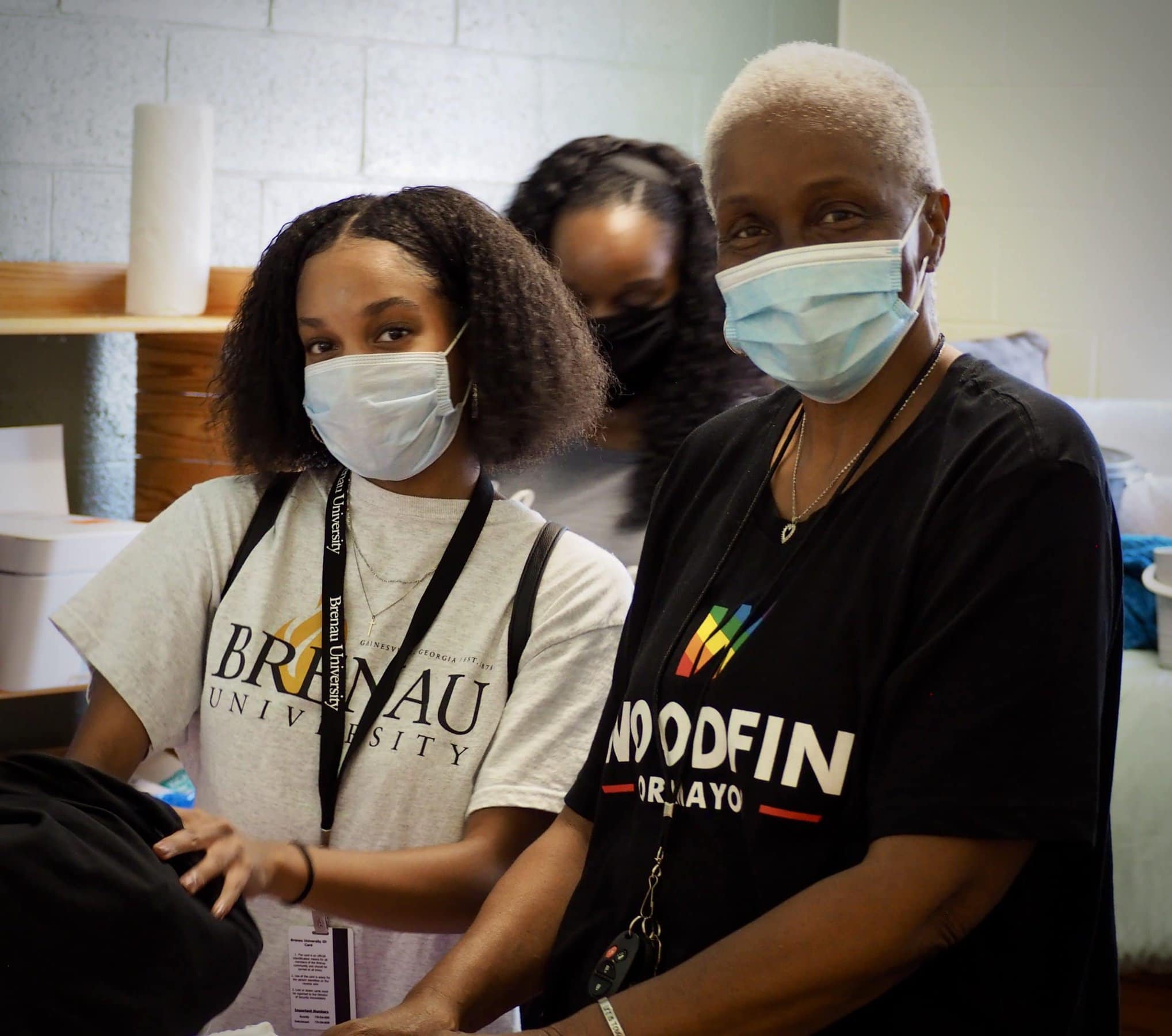 Cimara Shackelford, freshman dance pedagogy major from Birmingham, Alabama, moves into her dorm room with the help of her grandmother