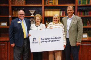 Carole Ann Daniel College of Education - Daniel family and President Barnett